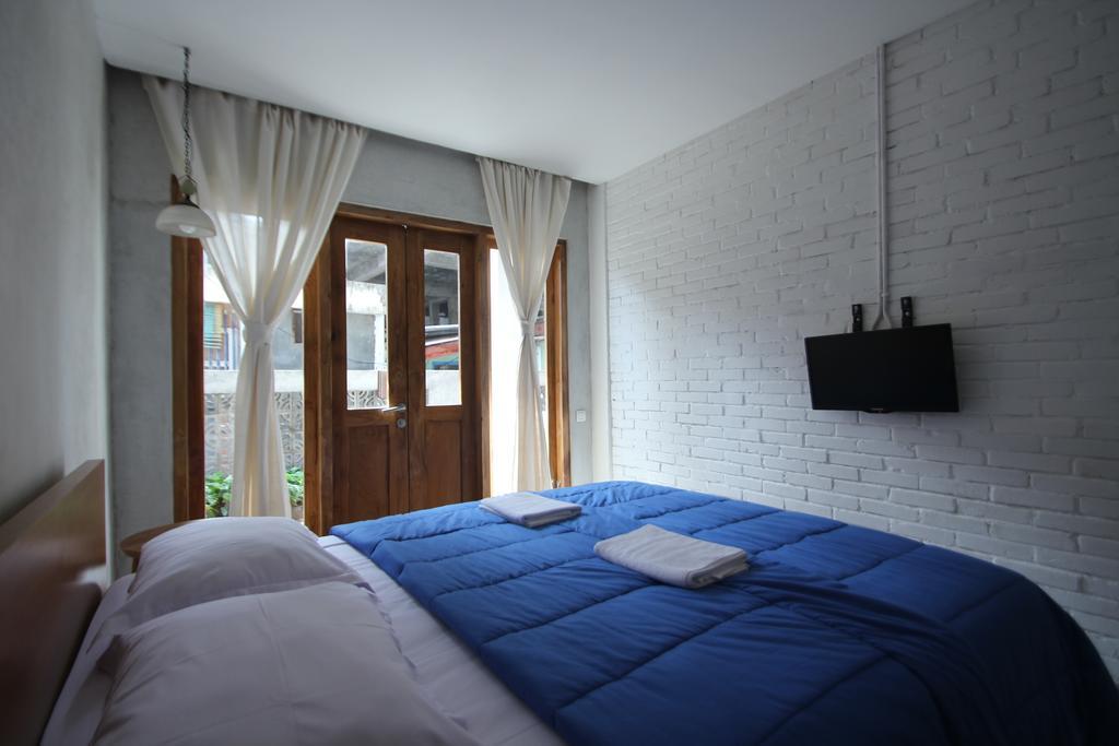Pawon Cokelat Guesthouse Yogyakarta Szoba fotó